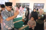 Guru ngaji berperan beri pemahaman anak nilai kehidupan