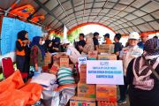 Sehari Pascagalodo, YBM PLN Salurkan Bantuan untuk Warga Terdampak di Kabupaten Solok