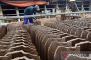 Perajin genteng Purwakarta dilibatkan pada program Gentengisasi