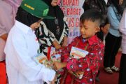Bupati Lampung Barat larang sekolah pungut iuran kaos olahraga