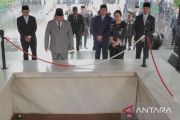 Prabowo berdoa di Sumur Lubang Buaya mengenang Pahlawan Revolusi