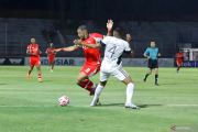 Strategi bertahan kunci Persipura taklukkan De Red FC