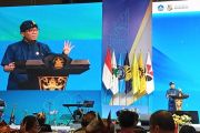 Minister urges universities to strengthen fundamental science