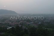 Kabut asap kembali melanda Kota Padang