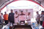 Kemensos serahkan bantuan Rp358,86 juta untuk korban bencana Solok