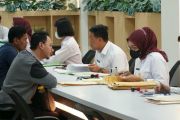 Di tengah kesibukan, Warga manfaatkan PELATARAN untuk urusan pertanahan saat akhir pekan