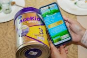 AceKid ajak orang tua mengecek sendiri sumber susu dan proses produksinya melalui sistem keterlacakan pada kemasan