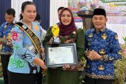Waket I DPRD raih penghargaan Pegiat Literasi dari Pemkab Murung Raya