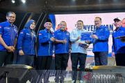 Appi resmi bergabung Partai Demokrat Sulsel, persiapan jadi ketua?