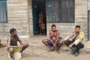 Bhabinkamtibmas di Merauke "door to door" ajak warga cegah karhutla