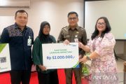 BPJS Ketenagakerjaan Cikarang serahkan santunan JKM perkuat sinergi CSR