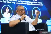 Wamenaker ajak mahasiswa bangun kompetensi sebelum masuki dunia kerja