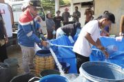 Pertamina PatraNiaga RU Cilacap salurkan 280 ribu liter air bersih