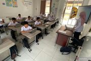 Sekolah Rakyat di Garut mengajarkan siswa tentang teknologi digital