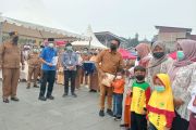 Solok Selatan bagikan 26.912 seragam gratis bagi siswa