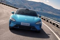 Sedan listrik Xiaomi SU7 terbaru sudah tersedia di seluruh China