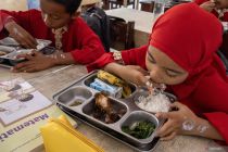 Menjawab kritik: Program sosial menjadi investasi jangka panjang