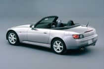 Honda masuki masa sulit akibat persaingan dagang dan semi konduktor