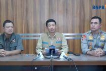 RI Govt sends Starlink units, aid to flood-hit North Sumatra