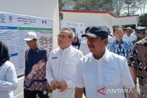 Minister reviews progress of Red and White Fishermen Village in Bantul
