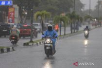 Pemilik bengkel sarankan motor yang kehujanan segera dicuci