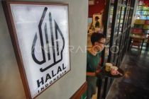 Indonesia's mandatory halal certification to cover food, cosmetics