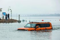 Jetour G700 selesaikan uji coba sebrangi Sungai Minjiang