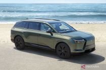 Lexus TZ, SUV listrik berkonsep &ldquo;Driving Lounge&rdquo;