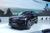 Volvo EX90 resmi meluncur, harga sentuh Rp2,5 miliar
