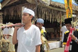 TOLERANSI HINDU MUSLIM