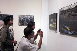 PAMERAN FOTO