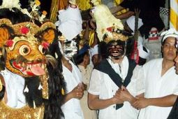 BARONG SAKRAL