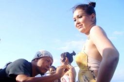 BODY PAINTING