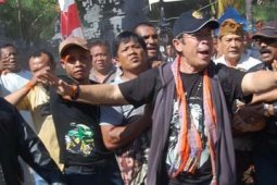 PENGOSONGAN RUMAH PASTOR