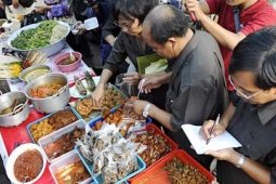 INSPEKSI MAKANAN BUKA PUASA