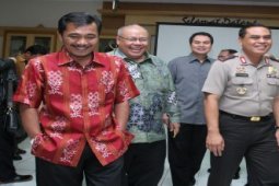 KUNJUNGAN KOMISI III DPR-RI