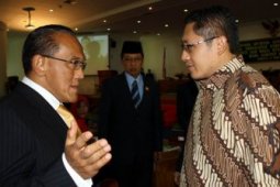 Dua Tokoh Politik