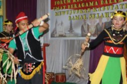 TARI RAGAM BANUA