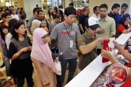 Di tengah dominasi penjualan online, kini gerai gadget kembali ke mal