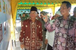 PAMERAN FOTO