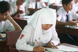 HADAPI SOAL