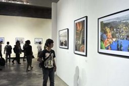 PAMERAN FOTO JURNALISTIK