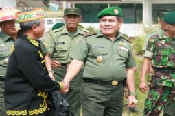 Pangdam Tinjau Perbatasan