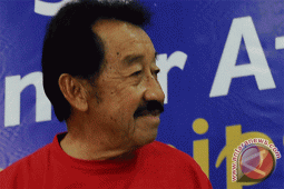 Bob Hasan, berawal dari sakit leher menjadi bapak atletik Indonesia