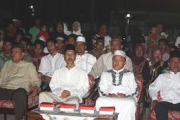 PEMBUKAAN GEBYAR MAULID 2011
