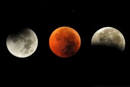GERHANA BULAN TOTAL