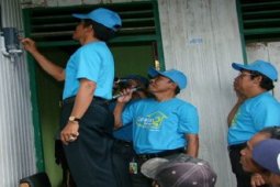 SEHARI SEJUTA SAMBUNGAN
