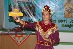 TARI SURUNG APAM KE MATARAM