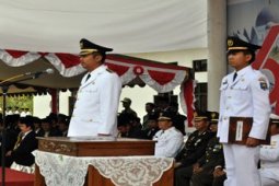 BUPATI PIMPIN PERINGATAN HUT RI