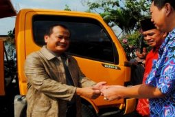 Bantuan Angkutan Sampah